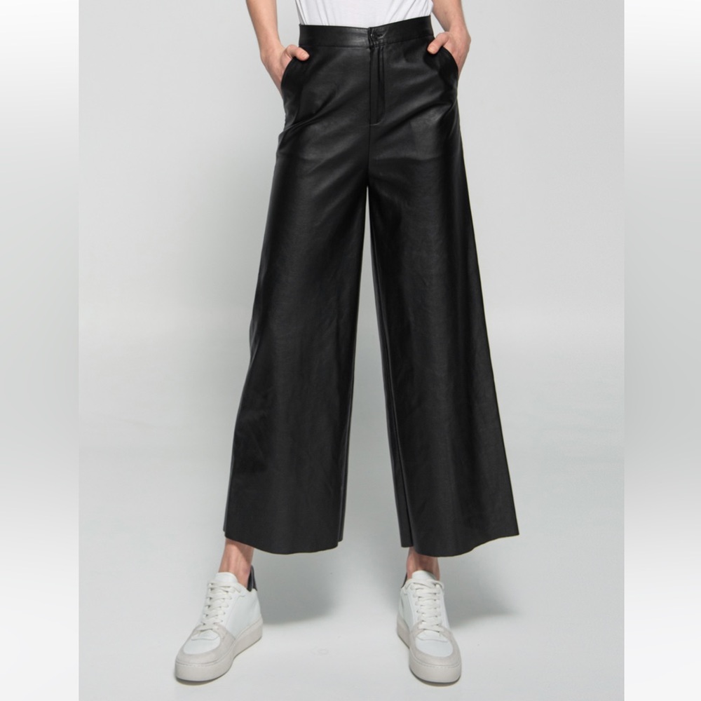Dauntless NYC Vegan Faux Leather Nikole Culottes Black Medium